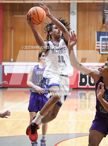 Thumbnail 3 in Cesar Chavez vs. Dobson (Phoenix Union High Classic) photogallery.