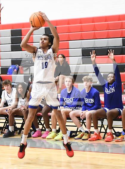 Thumbnail 2 in Cesar Chavez vs. Dobson (Phoenix Union High Classic) photogallery.