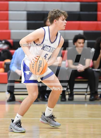Thumbnail 3 in Cesar Chavez vs. Dobson (Phoenix Union High Classic) photogallery.