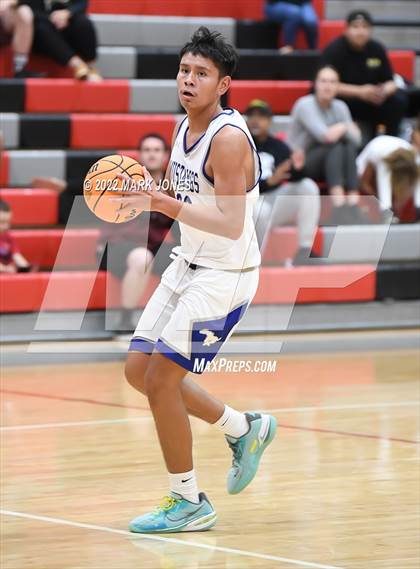 Thumbnail 2 in Cesar Chavez vs. Dobson (Phoenix Union High Classic) photogallery.