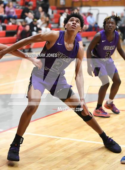Thumbnail 2 in Cesar Chavez vs. Dobson (Phoenix Union High Classic) photogallery.
