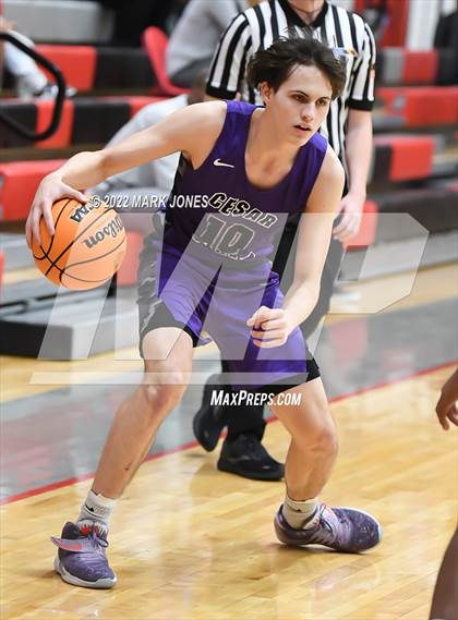 Thumbnail 1 in Cesar Chavez vs. Dobson (Phoenix Union High Classic) photogallery.