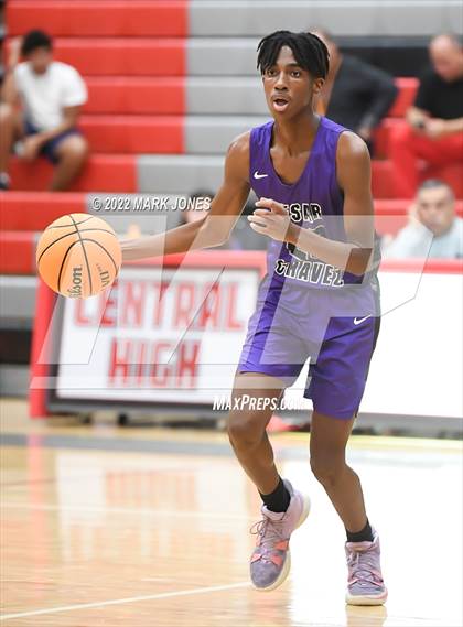 Thumbnail 2 in Cesar Chavez vs. Dobson (Phoenix Union High Classic) photogallery.