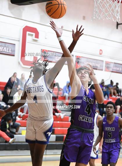 Thumbnail 3 in Cesar Chavez vs. Dobson (Phoenix Union High Classic) photogallery.