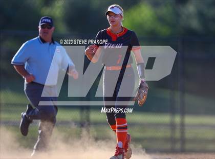 Thumbnail 3 in Mountain View @ Woodgrove (VHSL Class 5 Region D Regional Quarterfinal) photogallery.