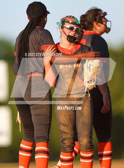 Thumbnail 1 in Mountain View @ Woodgrove (VHSL Class 5 Region D Regional Quarterfinal) photogallery.