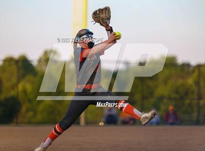 Thumbnail 2 in Mountain View @ Woodgrove (VHSL Class 5 Region D Regional Quarterfinal) photogallery.