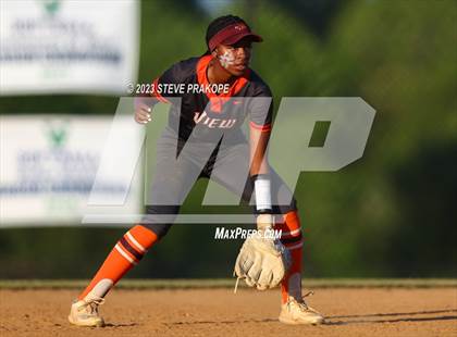 Thumbnail 1 in Mountain View @ Woodgrove (VHSL Class 5 Region D Regional Quarterfinal) photogallery.