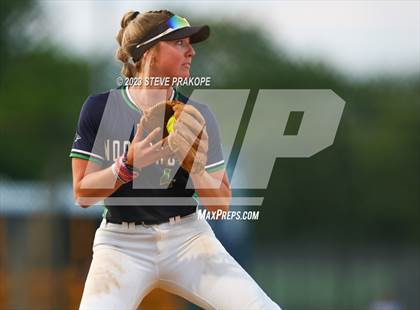 Thumbnail 2 in Mountain View @ Woodgrove (VHSL Class 5 Region D Regional Quarterfinal) photogallery.