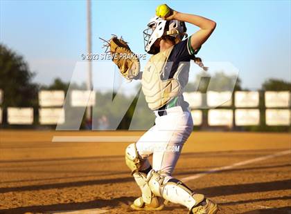 Thumbnail 3 in Mountain View @ Woodgrove (VHSL Class 5 Region D Regional Quarterfinal) photogallery.