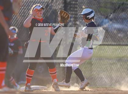 Thumbnail 1 in Mountain View @ Woodgrove (VHSL Class 5 Region D Regional Quarterfinal) photogallery.