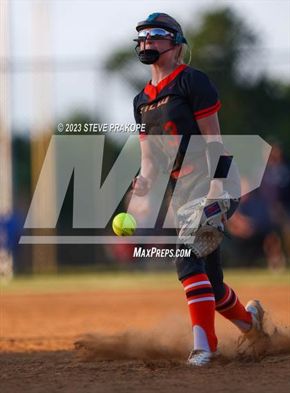 Thumbnail 3 in Mountain View @ Woodgrove (VHSL Class 5 Region D Regional Quarterfinal) photogallery.