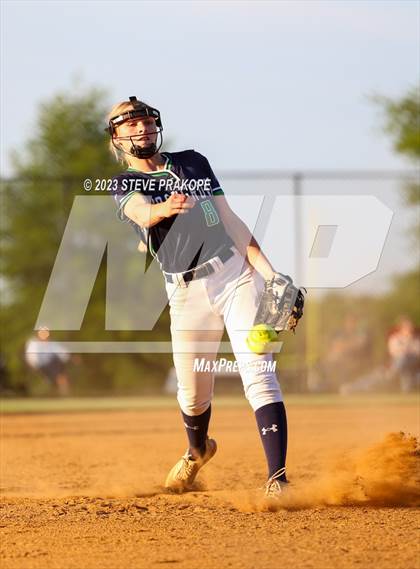 Thumbnail 1 in Mountain View @ Woodgrove (VHSL Class 5 Region D Regional Quarterfinal) photogallery.