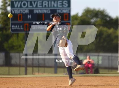 Thumbnail 2 in Mountain View @ Woodgrove (VHSL Class 5 Region D Regional Quarterfinal) photogallery.