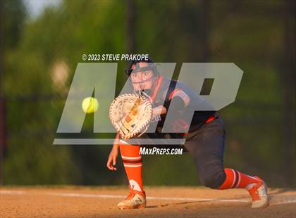 Thumbnail 3 in Mountain View @ Woodgrove (VHSL Class 5 Region D Regional Quarterfinal) photogallery.