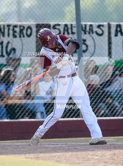 Thumbnail 3 in Chaminade @ Bishop Alemany photogallery.