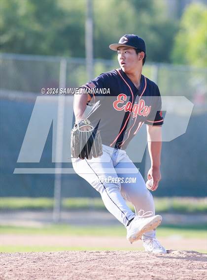 Thumbnail 3 in Chaminade @ Bishop Alemany photogallery.