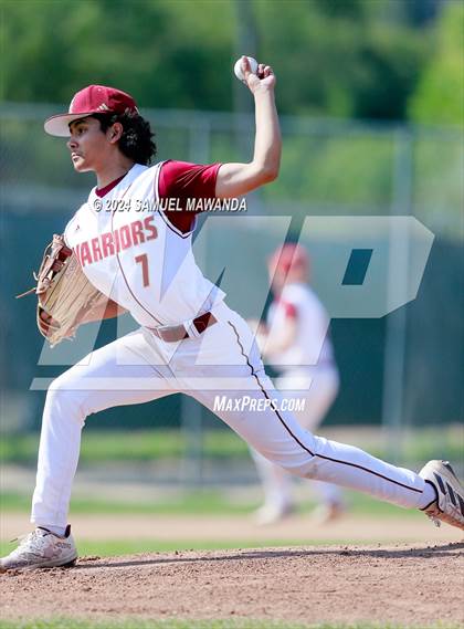Thumbnail 2 in Chaminade @ Bishop Alemany photogallery.