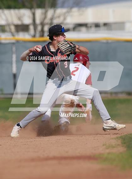 Thumbnail 3 in Chaminade @ Bishop Alemany photogallery.