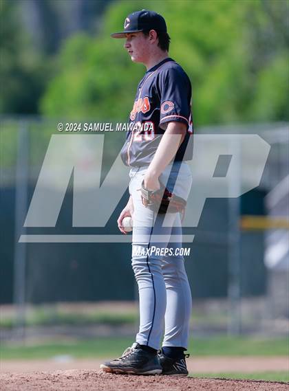 Thumbnail 1 in Chaminade @ Bishop Alemany photogallery.