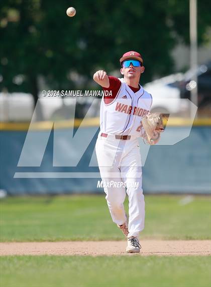 Thumbnail 3 in Chaminade @ Bishop Alemany photogallery.