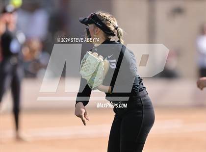 Thumbnail 2 in Grandview @ Chatfield (CHSAA 5A Round 1) photogallery.