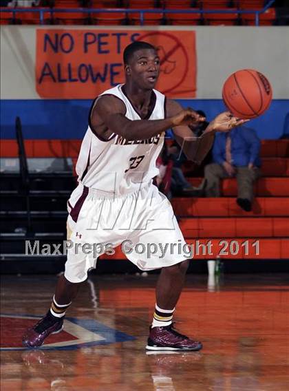 Thumbnail 2 in Christian County vs. Melrose (Marshall County Hoopfest) photogallery.