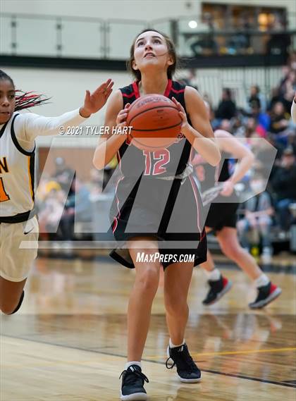 Thumbnail 1 in Terre Haute South Vigo @ Avon photogallery.