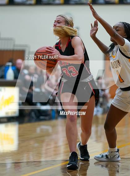 Thumbnail 1 in Terre Haute South Vigo @ Avon photogallery.