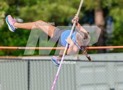 Thumbnail 3 in GIAA 2A Finals (Pole Vault) photogallery.