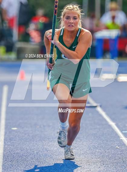 Thumbnail 1 in GIAA 2A Finals (Pole Vault) photogallery.