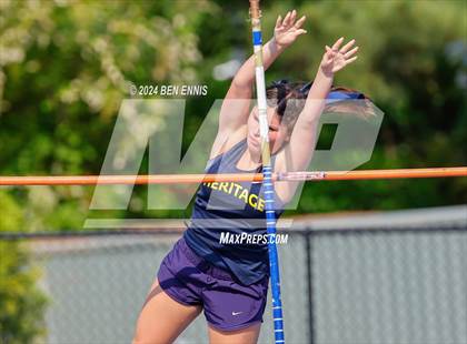 Thumbnail 2 in GIAA 2A Finals (Pole Vault) photogallery.