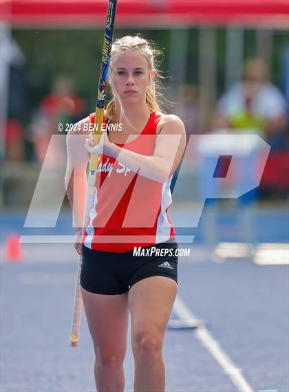 Thumbnail 2 in GIAA 2A Finals (Pole Vault) photogallery.