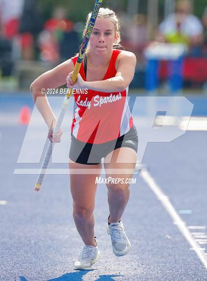 Thumbnail 2 in GIAA 2A Finals (Pole Vault) photogallery.