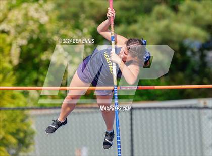 Thumbnail 2 in GIAA 2A Finals (Pole Vault) photogallery.