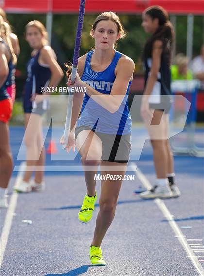 Thumbnail 1 in GIAA 2A Finals (Pole Vault) photogallery.