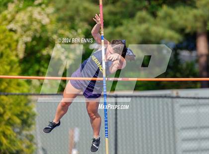 Thumbnail 2 in GIAA 2A Finals (Pole Vault) photogallery.