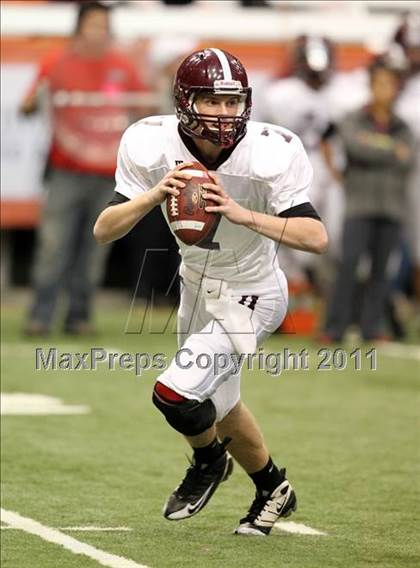 Thumbnail 2 in Harrison vs. Aquinas (NYSPHSAA Class A Final) photogallery.