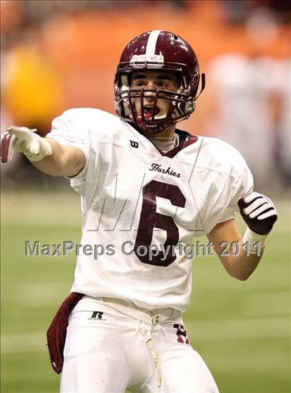Thumbnail 2 in Harrison vs. Aquinas (NYSPHSAA Class A Final) photogallery.