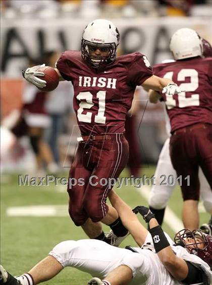 Thumbnail 3 in Harrison vs. Aquinas (NYSPHSAA Class A Final) photogallery.
