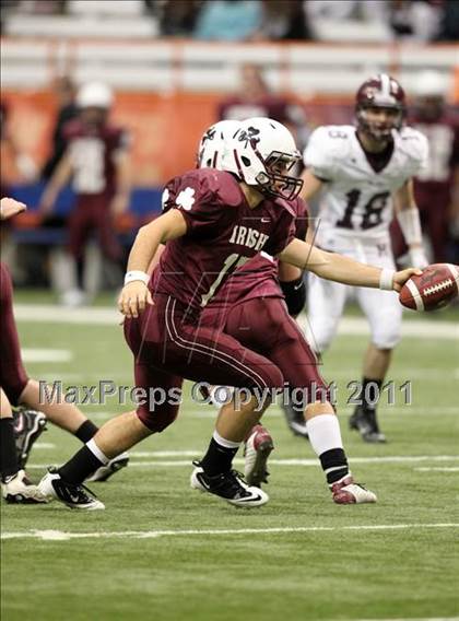 Thumbnail 2 in Harrison vs. Aquinas (NYSPHSAA Class A Final) photogallery.