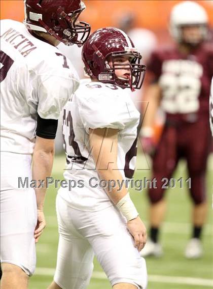 Thumbnail 2 in Harrison vs. Aquinas (NYSPHSAA Class A Final) photogallery.