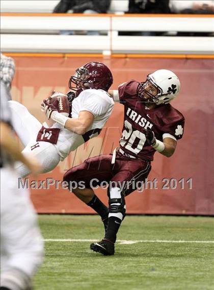 Thumbnail 2 in Harrison vs. Aquinas (NYSPHSAA Class A Final) photogallery.