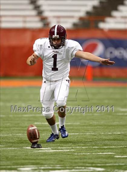 Thumbnail 2 in Harrison vs. Aquinas (NYSPHSAA Class A Final) photogallery.