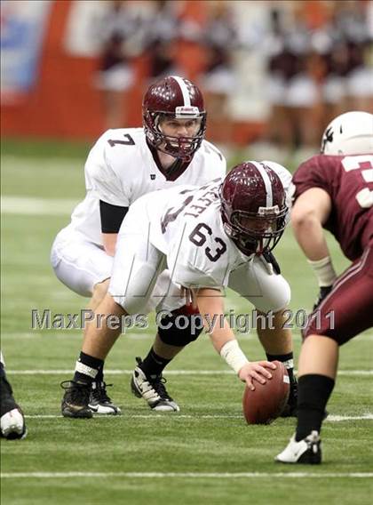 Thumbnail 2 in Harrison vs. Aquinas (NYSPHSAA Class A Final) photogallery.