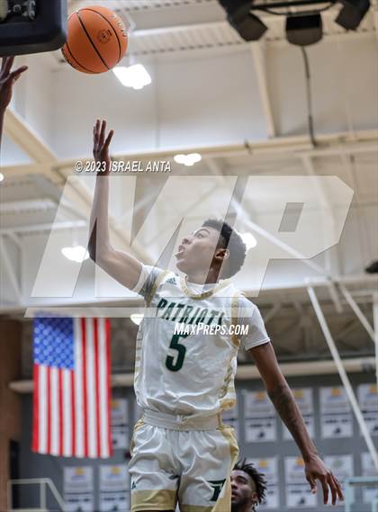 Thumbnail 3 in Pinecrest vs. St. Pauls (2023 Robeson County Shootout) photogallery.