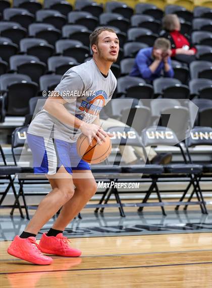 Thumbnail 2 in Pinecrest vs. St. Pauls (2023 Robeson County Shootout) photogallery.