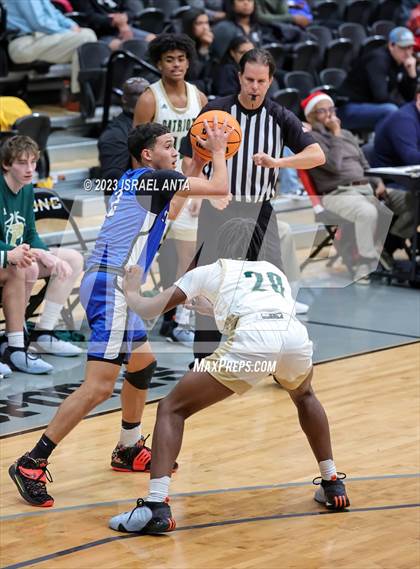 Thumbnail 1 in Pinecrest vs. St. Pauls (2023 Robeson County Shootout) photogallery.