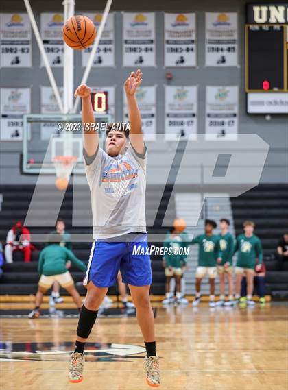 Thumbnail 1 in Pinecrest vs. St. Pauls (2023 Robeson County Shootout) photogallery.