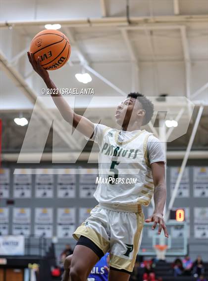 Thumbnail 1 in Pinecrest vs. St. Pauls (2023 Robeson County Shootout) photogallery.